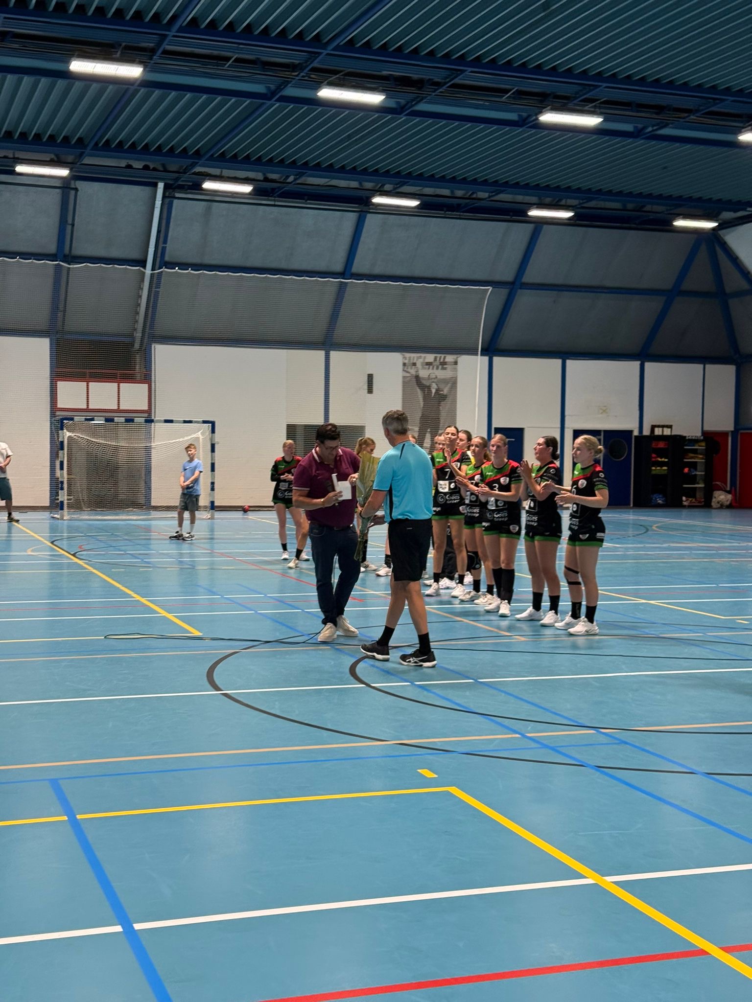OOK DE HAAGSE HANDBAL DAGEN VOOR DE VROUWEN VOOR HERHALING VATBAAR